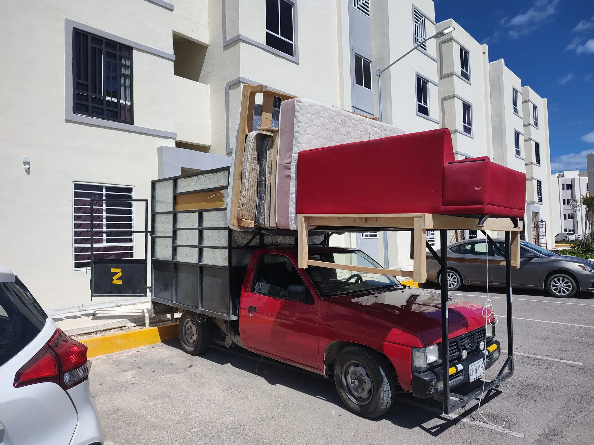 Camion de Fletes Playa del Carmen y Mudanzas